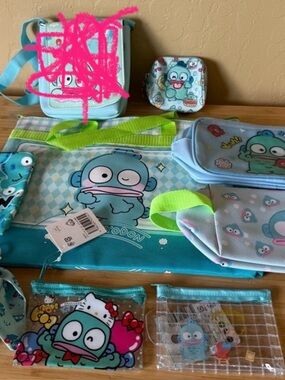 BUNDLE OF 8 PIECES Sanrio Hangyodon Pouches and Totes - ALL BRAND NEW 💙💚